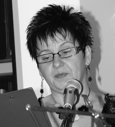 Rácz Éva: Alkonyat